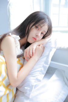 漂亮的女邻居4